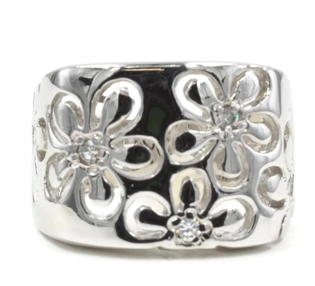 Bold Cutout Daisy Silvertone Fashion Ring with Tiny Cubic Zirconia Sashays Jewelry