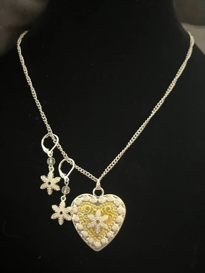 Snowflake Heart Necklace and Earring Set Sashays Jewelry